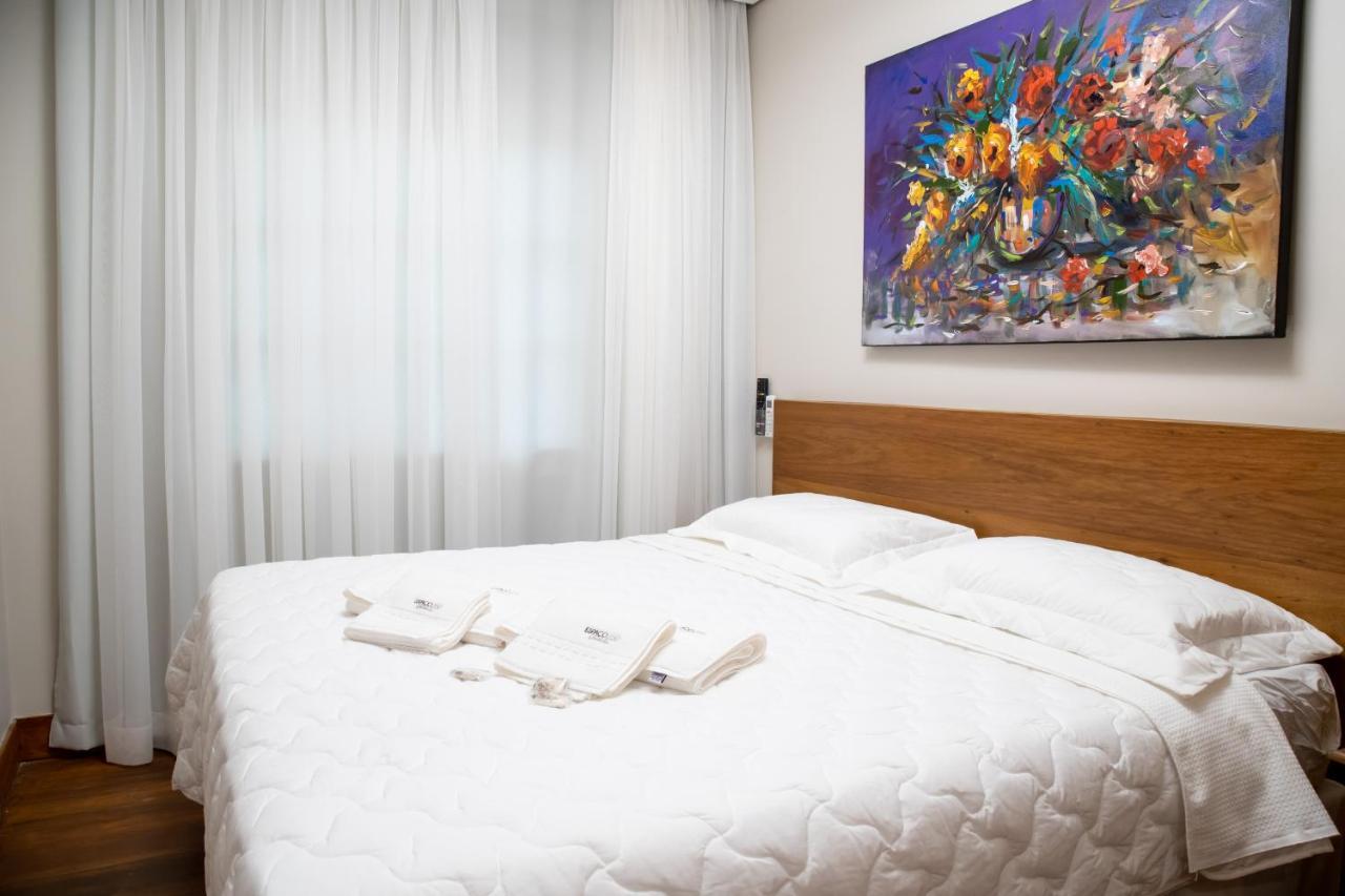 Espaco 250 - Apto Mobiliado, 3 Quartos, Sendo Uma Suite, Banheiro Social, Cozinha Completa, Sala De Estar, Ar Condicionado, Tv E Internet Tiradentes Exterior foto