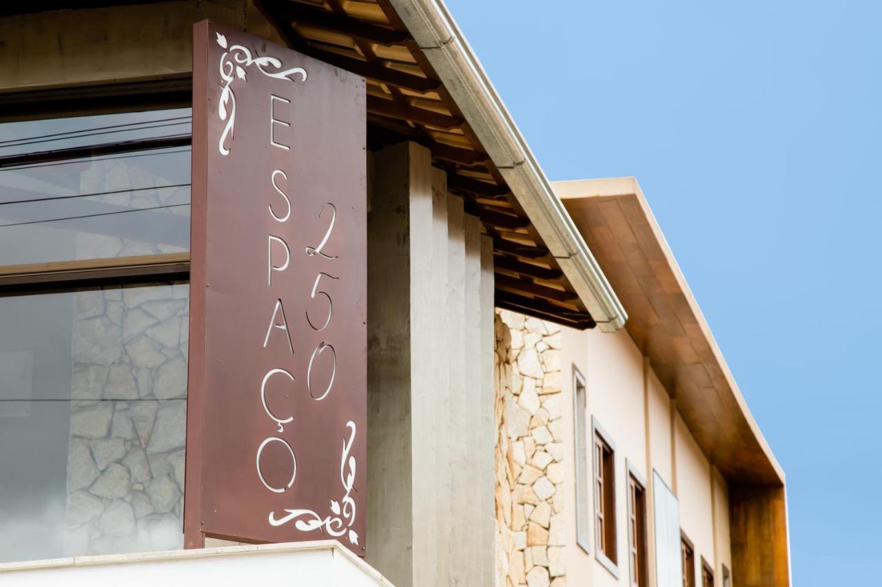 Espaco 250 - Apto Mobiliado, 3 Quartos, Sendo Uma Suite, Banheiro Social, Cozinha Completa, Sala De Estar, Ar Condicionado, Tv E Internet Tiradentes Exterior foto